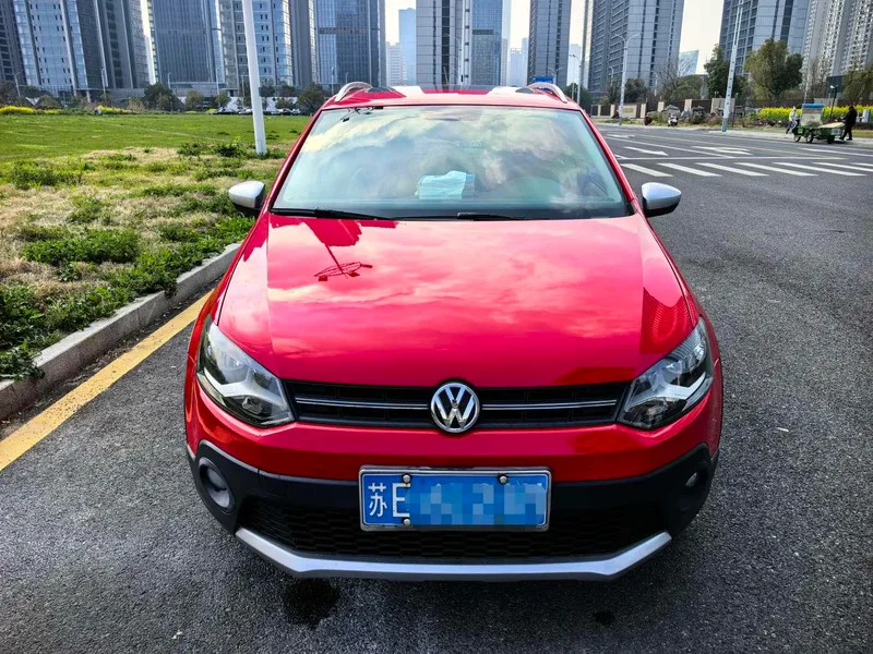 Volkswagen Polo 2014 1.6L Cross POLO Automatic exterior photo 2 Volkswagen Polo 2014 1.6L Cross POLO Automatic exterior photo 2