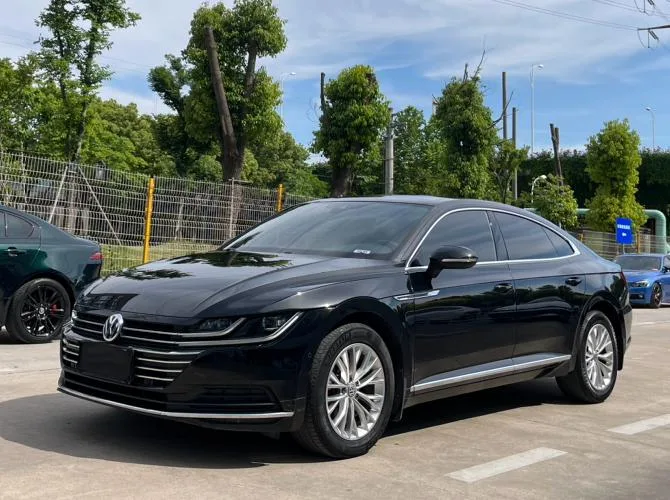 Volkswagen CC 2019 330TSI Гламурная версия Страна VI экстерьер фото 1 Volkswagen CC 2019 330TSI Гламурная версия Страна VI экстерьер фото 1