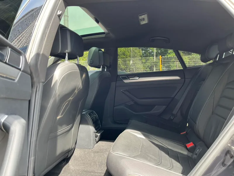 Volkswagen CC 2019 330TSI Гламурная версия Страна VI интерьер фото 10 Volkswagen CC 2019 330TSI Гламурная версия Страна VI интерьер фото 10
