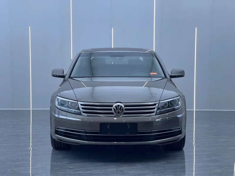 Volkswagen Phaeton 2015 3.0L Version intelligente extérieur photo 2 Volkswagen Phaeton 2015 3.0L Version intelligente extérieur photo 2