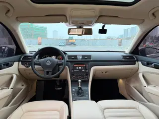 Volkswagen Passat 2014 1.8TSI DSG Your Excellency's Edition exterior photo 7 Volkswagen Passat 2014 1.8TSI DSG Your Excellency's Edition exterior photo 7