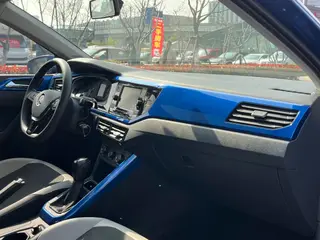 Volkswagen Polo 2019 Plus 1.5L Automatic Colorful Technology Edition interior photo 17 Volkswagen Polo 2019 Plus 1.5L Automatic Colorful Technology Edition interior photo 17