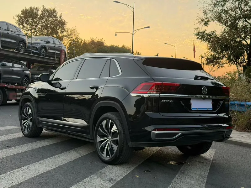 Volkswagen Teramont 2020 Restyling Teramont X 380TSI Four-wheel drive exalted deluxe edition exterior photo 5 Volkswagen Teramont 2020 Restyling Teramont X 380TSI Four-wheel drive exalted deluxe edition exterior photo 5