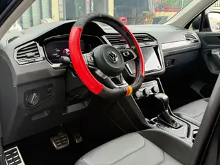Volkswagen Tiguan L 2020 330TSI Automatic two-wheel drive R-Line Flagship Edition Country VI exterior photo 4 Volkswagen Tiguan L 2020 330TSI Automatic two-wheel drive R-Line Flagship Edition Country VI exterior photo 4