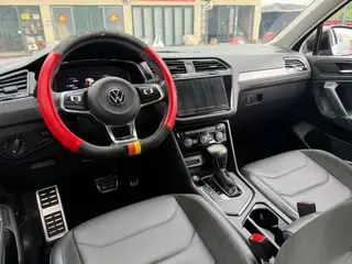Volkswagen Tiguan L 2020 330TSI Automatic two-wheel drive R-Line Flagship Edition Country VI exterior photo 5 Volkswagen Tiguan L 2020 330TSI Automatic two-wheel drive R-Line Flagship Edition Country VI exterior photo 5