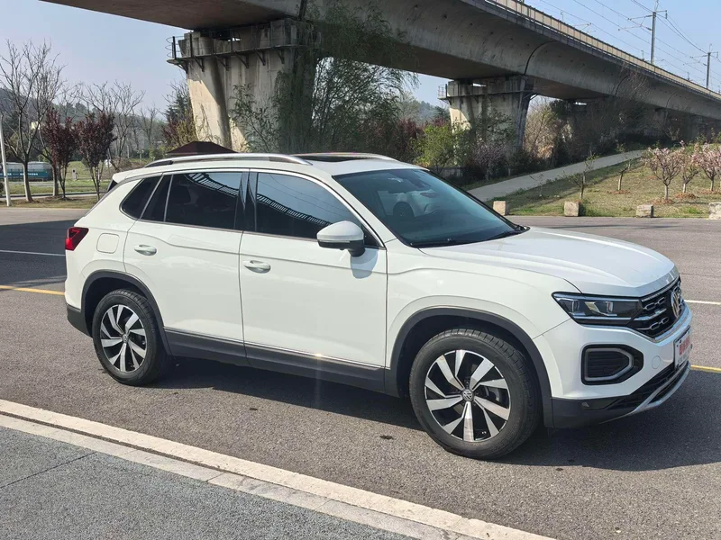 Volkswagen Tayron 2019 330TSI Two-wheel-drive luxury model Country VI exterior photo 2 Volkswagen Tayron 2019 330TSI Two-wheel-drive luxury model Country VI exterior photo 2