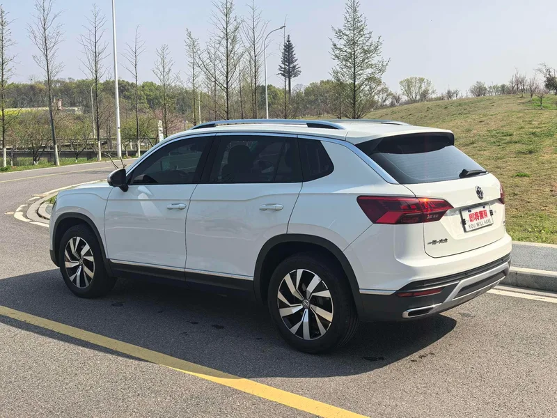 Volkswagen Tayron 2019 330TSI Two-wheel-drive luxury model Country VI interior photo 9 Volkswagen Tayron 2019 330TSI Two-wheel-drive luxury model Country VI interior photo 9