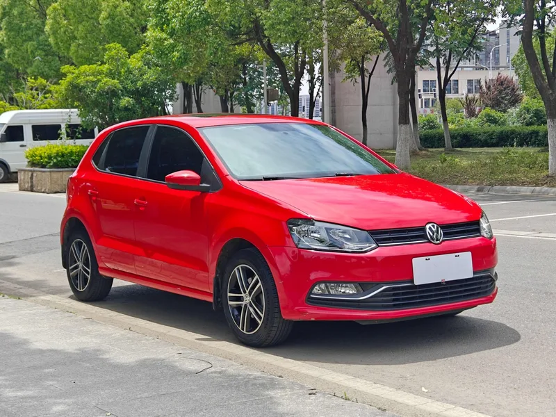 Volkswagen Polo 2016 1.6L Automatic Comfort Type exterior photo 4 Volkswagen Polo 2016 1.6L Automatic Comfort Type exterior photo 4