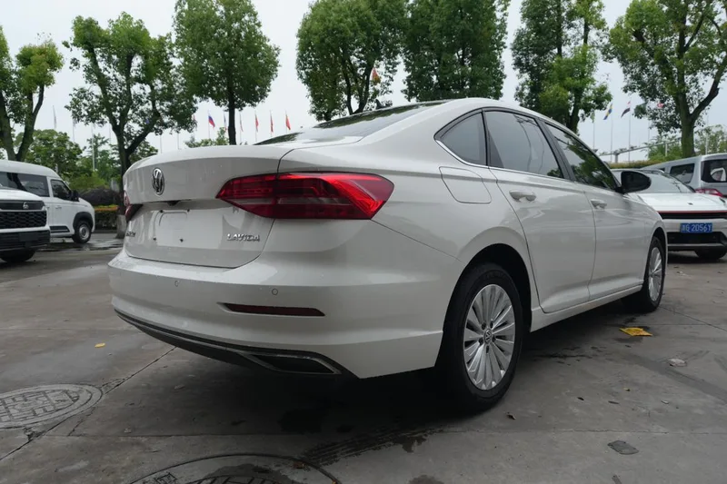 Volkswagen Lavida 2019 1.5L Automatic Comfort Version Country VI interior photo 11 Volkswagen Lavida 2019 1.5L Automatic Comfort Version Country VI interior photo 11
