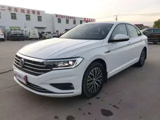 Volkswagen Sagitar 2019 200TSI DSG Confortable État VI