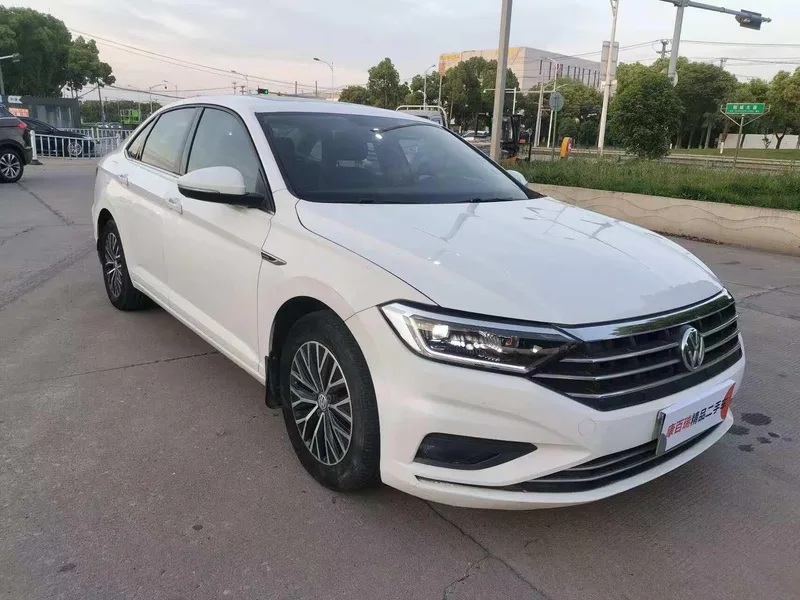 Volkswagen Sagitar 2019 200TSI DSG Comfortable Country VI exterior photo 3 Volkswagen Sagitar 2019 200TSI DSG Comfortable Country VI exterior photo 3
