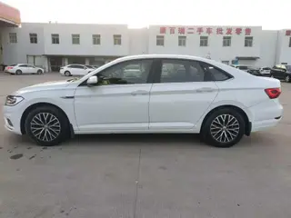 Volkswagen Sagitar 2019 200TSI DSG Comfortable Country VI interior photo 13 Volkswagen Sagitar 2019 200TSI DSG Comfortable Country VI interior photo 13