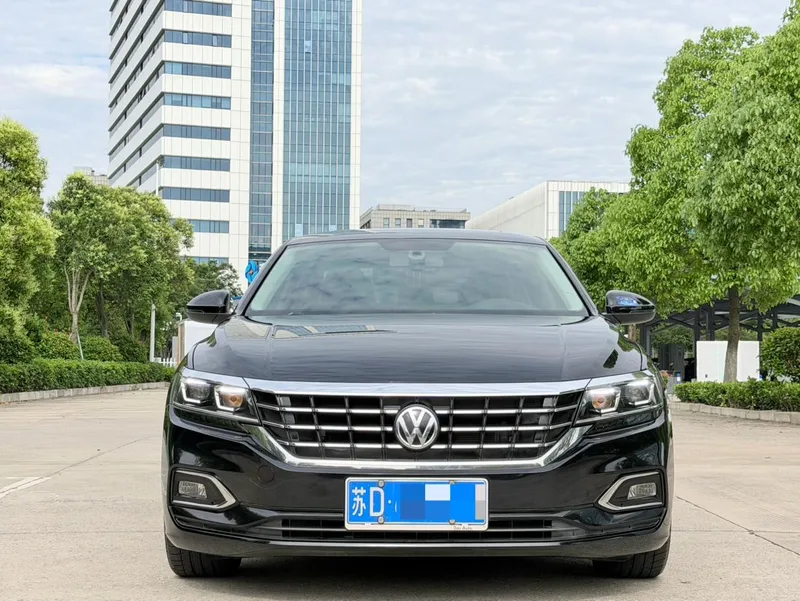 Volkswagen Passat 2019 280TSI Édition commerciale État VI extérieur photo 3 Volkswagen Passat 2019 280TSI Édition commerciale État VI extérieur photo 3