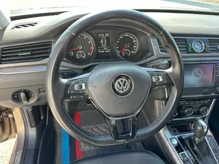 Volkswagen Passat 2017 330TSI DSG Honor Edition exterior photo 9 Volkswagen Passat 2017 330TSI DSG Honor Edition exterior photo 9