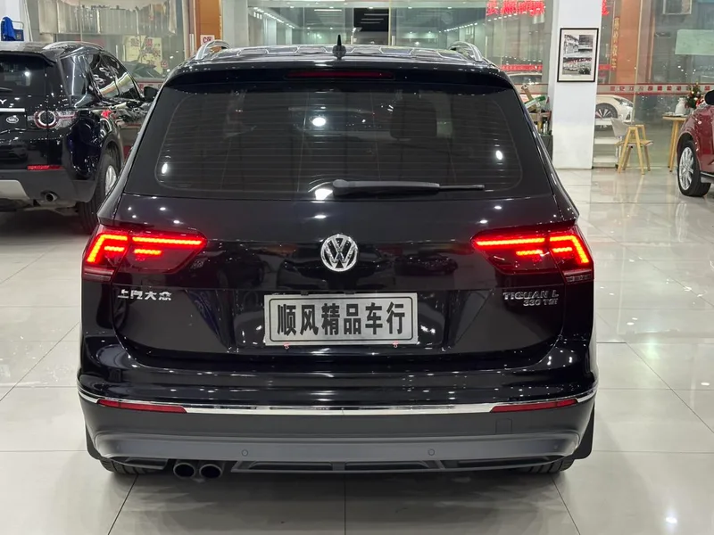 Volkswagen Tiguan L 2018 Restyling 330TSI Automatic Two-Drive Ultimate exterior photo 4 Volkswagen Tiguan L 2018 Restyling 330TSI Automatic Two-Drive Ultimate exterior photo 4