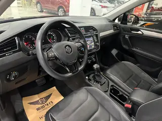 Volkswagen Tiguan L 2018 Restyling 330TSI Automatic Two-Drive Ultimate exterior photo 5 Volkswagen Tiguan L 2018 Restyling 330TSI Automatic Two-Drive Ultimate exterior photo 5