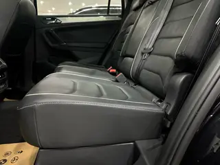 Volkswagen Tiguan L 2018 Restyling 330TSI Automatic Two-Drive Ultimate interior photo 13 Volkswagen Tiguan L 2018 Restyling 330TSI Automatic Two-Drive Ultimate interior photo 13