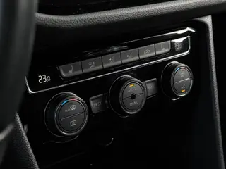 Volkswagen Tiguan L 2021 330TSI Automatic two-wheel drive R-Line Enjoy more version interior photo 20