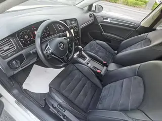 Volkswagen Golf 2020 280TSI DSG Luxury type interior photo 6 Volkswagen Golf 2020 280TSI DSG Luxury type interior photo 6
