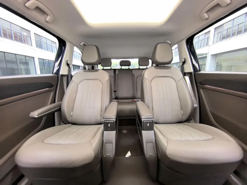 Volkswagen Viloran 2023 380TSI Zunchi Edition interior photo 11 Volkswagen Viloran 2023 380TSI Zunchi Edition interior photo 11