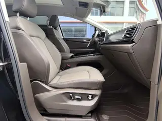 Volkswagen Viloran 2023 380TSI Zunchi Edition interior photo 12 Volkswagen Viloran 2023 380TSI Zunchi Edition interior photo 12
