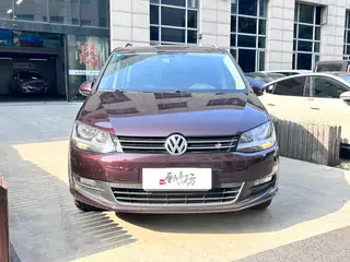 Volkswagen Sharan 2018 380TSI Comfortable 7 seat exterior photo 2 Volkswagen Sharan 2018 380TSI Comfortable 7 seat exterior photo 2