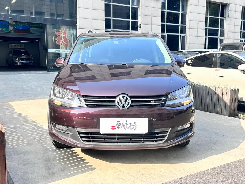 Volkswagen Sharan 2018 380TSI Comfortable 7 seat exterior photo 2 Volkswagen Sharan 2018 380TSI Comfortable 7 seat exterior photo 2