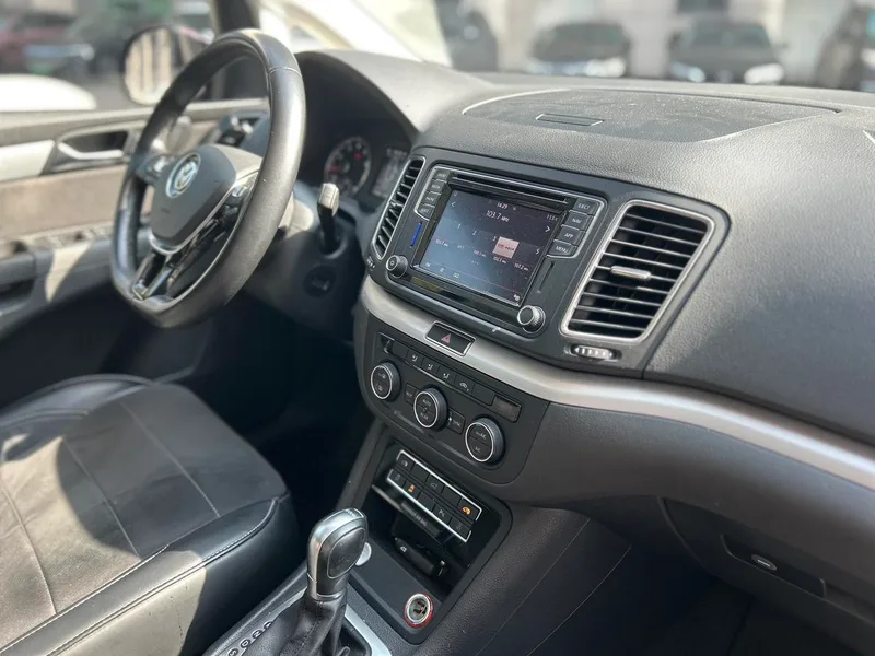 Volkswagen Sharan 2018 380TSI Comfortable 7 seat exterior photo 10 Volkswagen Sharan 2018 380TSI Comfortable 7 seat exterior photo 10