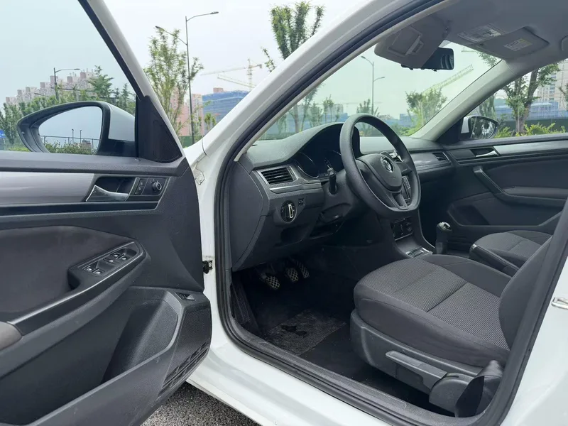 Volkswagen Bora 2019 Bora Legend 1.5L Manual fashion type Country VI exterior photo 4 Volkswagen Bora 2019 Bora Legend 1.5L Manual fashion type Country VI exterior photo 4