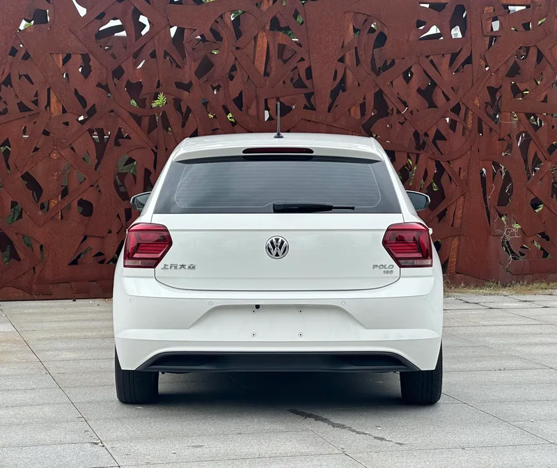Volkswagen Polo 2019 Plus 1.5L Version technologique colorée automatique extérieur photo 6 Volkswagen Polo 2019 Plus 1.5L Version technologique colorée automatique extérieur photo 6
