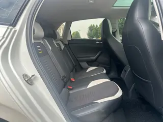 Volkswagen Polo 2019 Plus 1.5L Version technologique colorée automatique intérieur photo 13 Volkswagen Polo 2019 Plus 1.5L Version technologique colorée automatique intérieur photo 13
