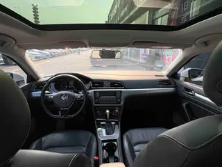 Volkswagen Lamando 2015 280TSI DSG Comfort Edition interior photo 9 Volkswagen Lamando 2015 280TSI DSG Comfort Edition interior photo 9
