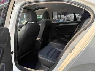 Volkswagen Lamando 2015 280TSI DSG Comfort Edition interior photo 12 Volkswagen Lamando 2015 280TSI DSG Comfort Edition interior photo 12