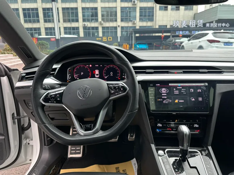 Volkswagen CC 2024 380TSI eye-catching version interior photo 12 Volkswagen CC 2024 380TSI eye-catching version interior photo 12