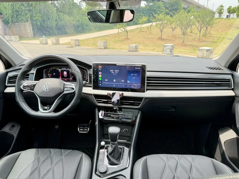 Volkswagen Tiguan L 2022 380TSI Transmission intégrale automatique R-Line Version de plus en plus 7 Siège extérieur photo 8 Volkswagen Tiguan L 2022 380TSI Transmission intégrale automatique R-Line Version de plus en plus 7 Siège extérieur photo 8