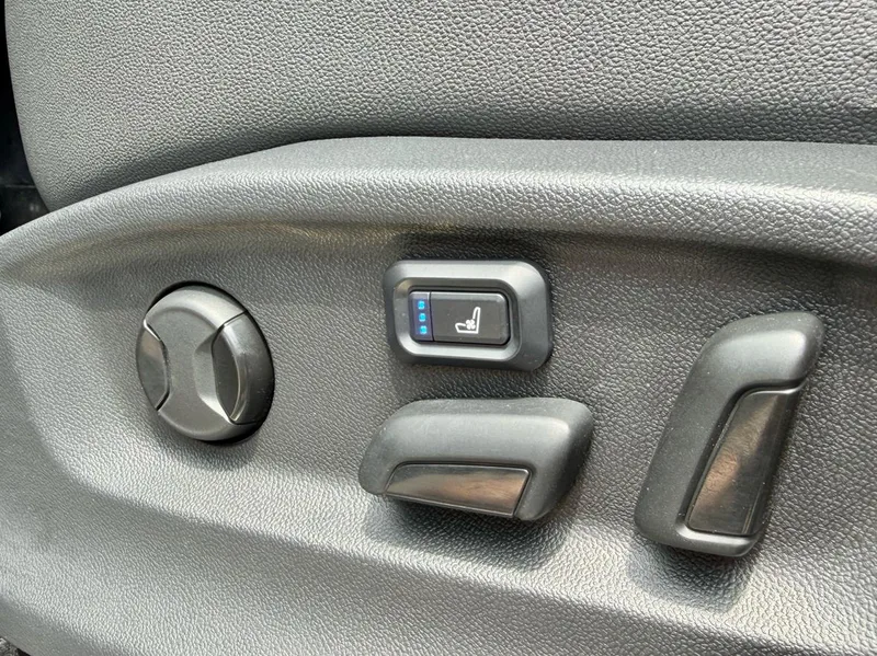 Volkswagen Tiguan L 2022 380TSI Transmission intégrale automatique R-Line Version de plus en plus 7 Siège intérieur photo 11 Volkswagen Tiguan L 2022 380TSI Transmission intégrale automatique R-Line Version de plus en plus 7 Siège intérieur photo 11