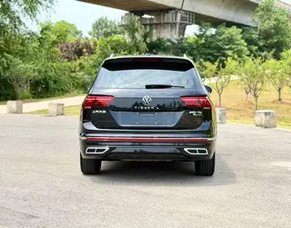 Volkswagen Tiguan L 2022 380TSI Transmission intégrale automatique R-Line Version de plus en plus 7 Siège intérieur photo 16 Volkswagen Tiguan L 2022 380TSI Transmission intégrale automatique R-Line Version de plus en plus 7 Siège intérieur photo 16