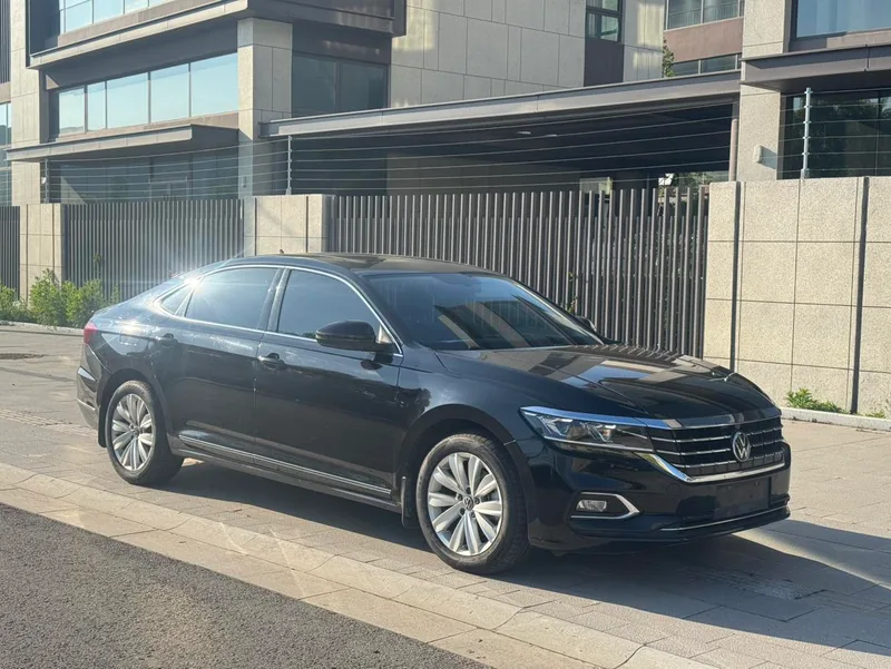 Volkswagen Passat 2020 Restyling 330TSI Elite Edition Country VI exterior photo 3