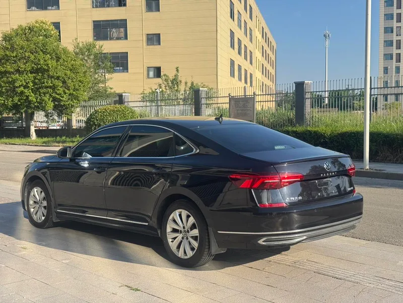 Volkswagen Passat 2020 Restyling 330TSI Elite Edition Country VI exterior photo 4