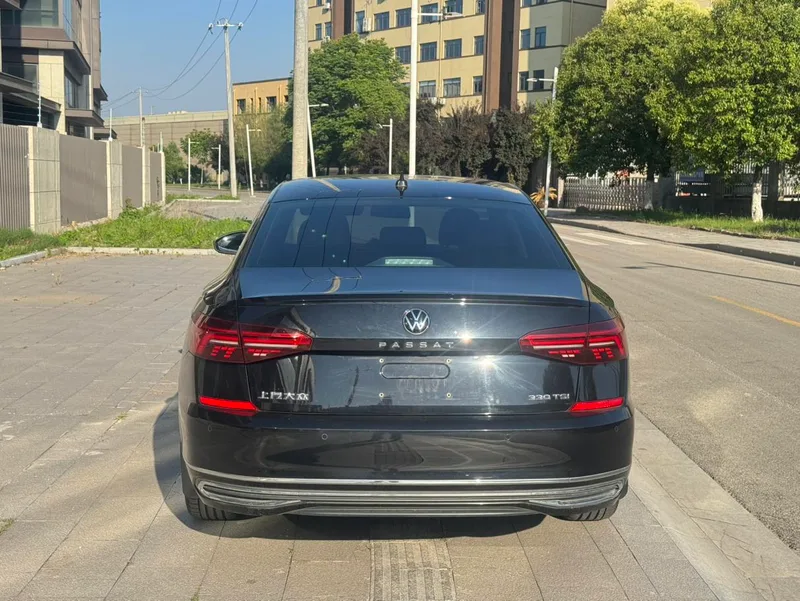 Volkswagen Passat 2020 Restyling 330TSI Elite Edition Country VI exterior photo 5