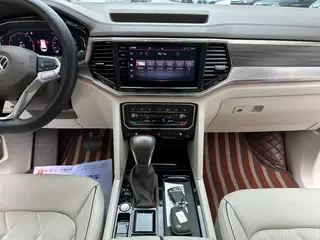 Volkswagen Viloran 2020 380TSI Premium Edition interior photo 16 Volkswagen Viloran 2020 380TSI Premium Edition interior photo 16