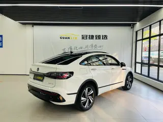 Volkswagen Tiguan X 2023 Restyling 330TSI Two-Drive Ultimate interior photo 16 Volkswagen Tiguan X 2023 Restyling 330TSI Two-Drive Ultimate interior photo 16