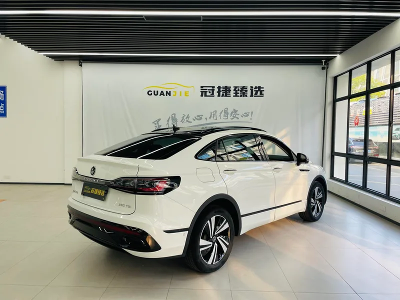 Volkswagen Tiguan X 2023 Restyling 330TSI Two-Drive Ultimate interior photo 16 Volkswagen Tiguan X 2023 Restyling 330TSI Two-Drive Ultimate interior photo 16