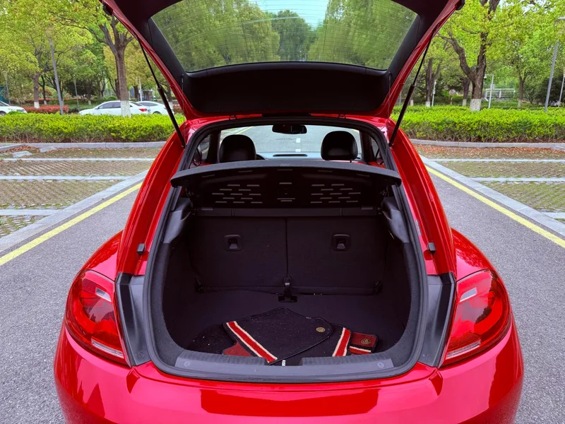 Volkswagen Beetle 2015 180TSI interior photo 14 Volkswagen Beetle 2015 180TSI interior photo 14