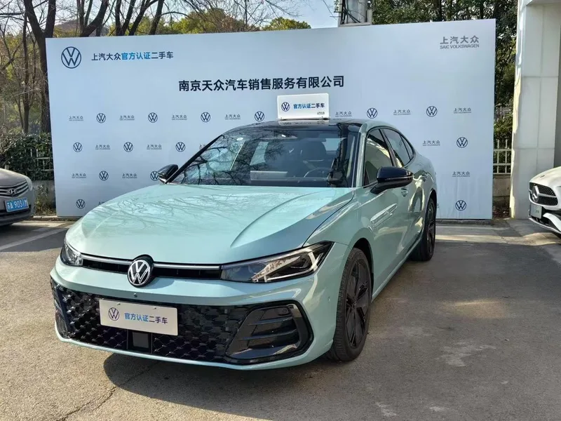 Volkswagen Passat 2025 Pro 380TSI Star Dragon Edition exterior photo 1 Volkswagen Passat 2025 Pro 380TSI Star Dragon Edition exterior photo 1