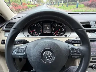 Volkswagen Magotan 2013 1.8TSI Luxury type interior photo 10 Volkswagen Magotan 2013 1.8TSI Luxury type interior photo 10