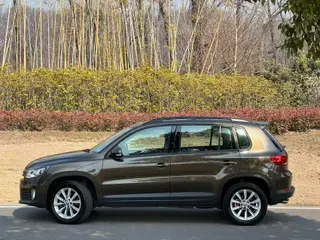 Volkswagen Tiguan 2017 300TSI Automatic Two-Drive Silk Road Comfort Edition exterior photo 3 Volkswagen Tiguan 2017 300TSI Automatic Two-Drive Silk Road Comfort Edition exterior photo 3