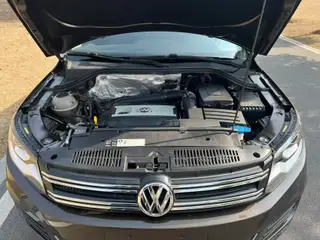 Volkswagen Tiguan 2017 300TSI Automatic Two-Drive Silk Road Comfort Edition interior photo 16 Volkswagen Tiguan 2017 300TSI Automatic Two-Drive Silk Road Comfort Edition interior photo 16
