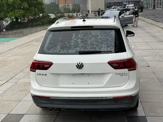 Volkswagen Tiguan L 2019 330TSI Automatic two-wheel drive panoramic comfort version China V exterior photo 5 Volkswagen Tiguan L 2019 330TSI Automatic two-wheel drive panoramic comfort version China V exterior photo 5