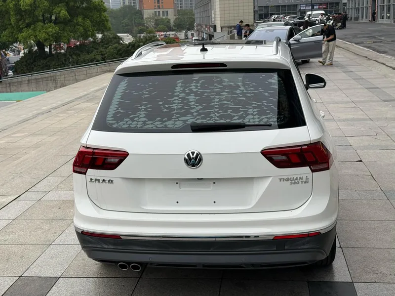 Volkswagen Tiguan L 2019 330TSI Automatic two-wheel drive panoramic comfort version China V exterior photo 5 Volkswagen Tiguan L 2019 330TSI Automatic two-wheel drive panoramic comfort version China V exterior photo 5